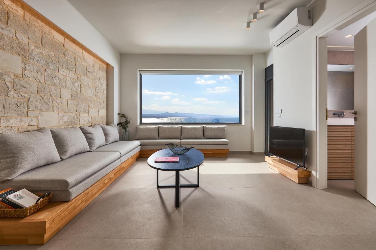 Apartment Pachnes Luxury - Heated Pool, Sea View *