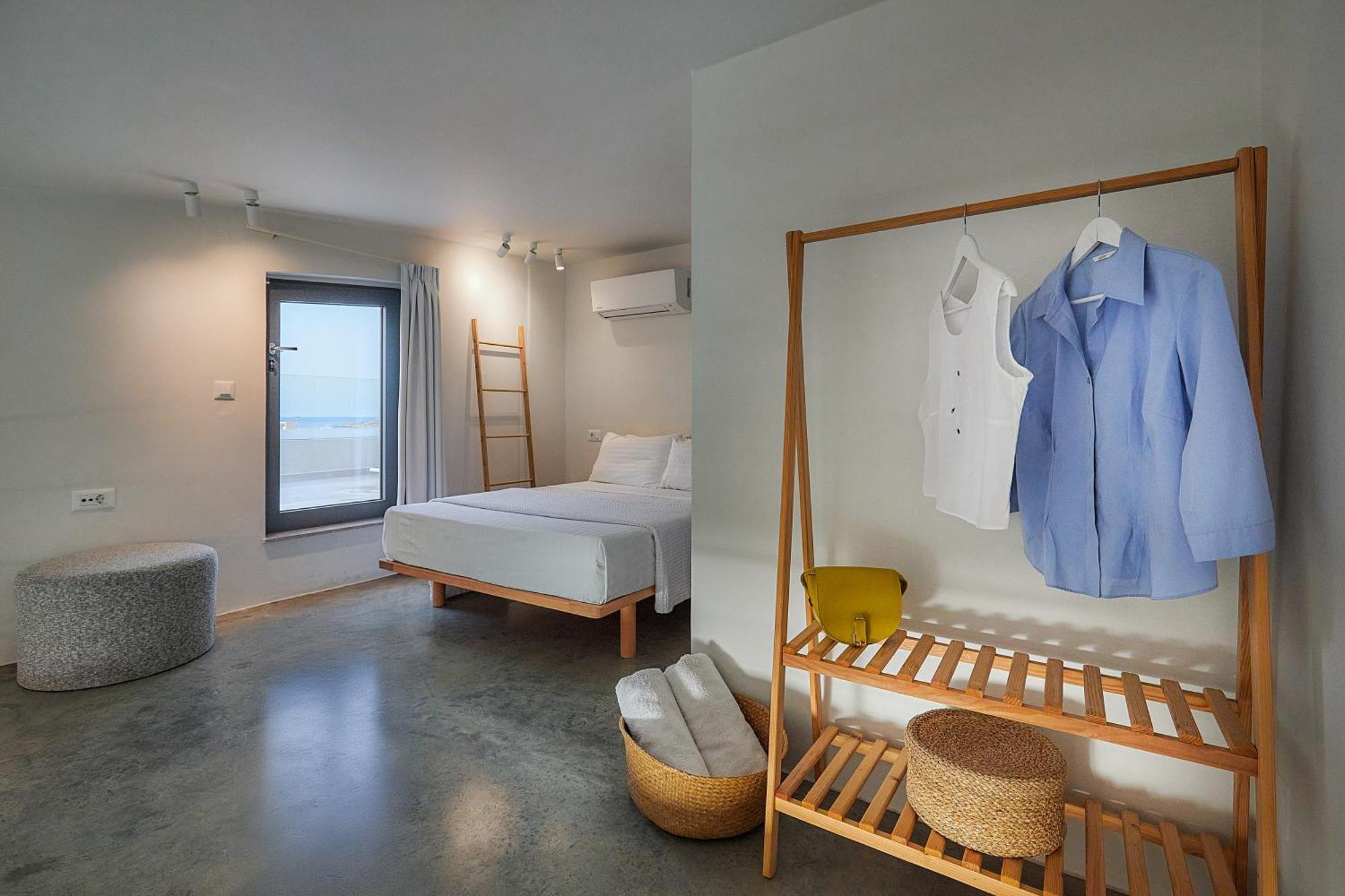 Daire Pachnes Luxury - Heated Pool, Sea View