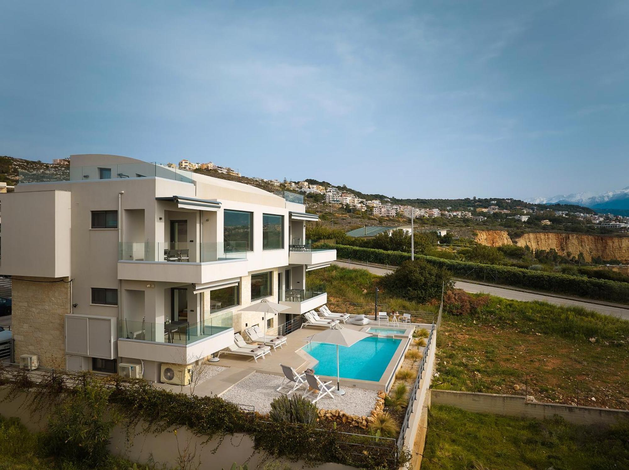 Apartment Pachnes Luxury - Heated Pool, Sea View Kounoupidhiana