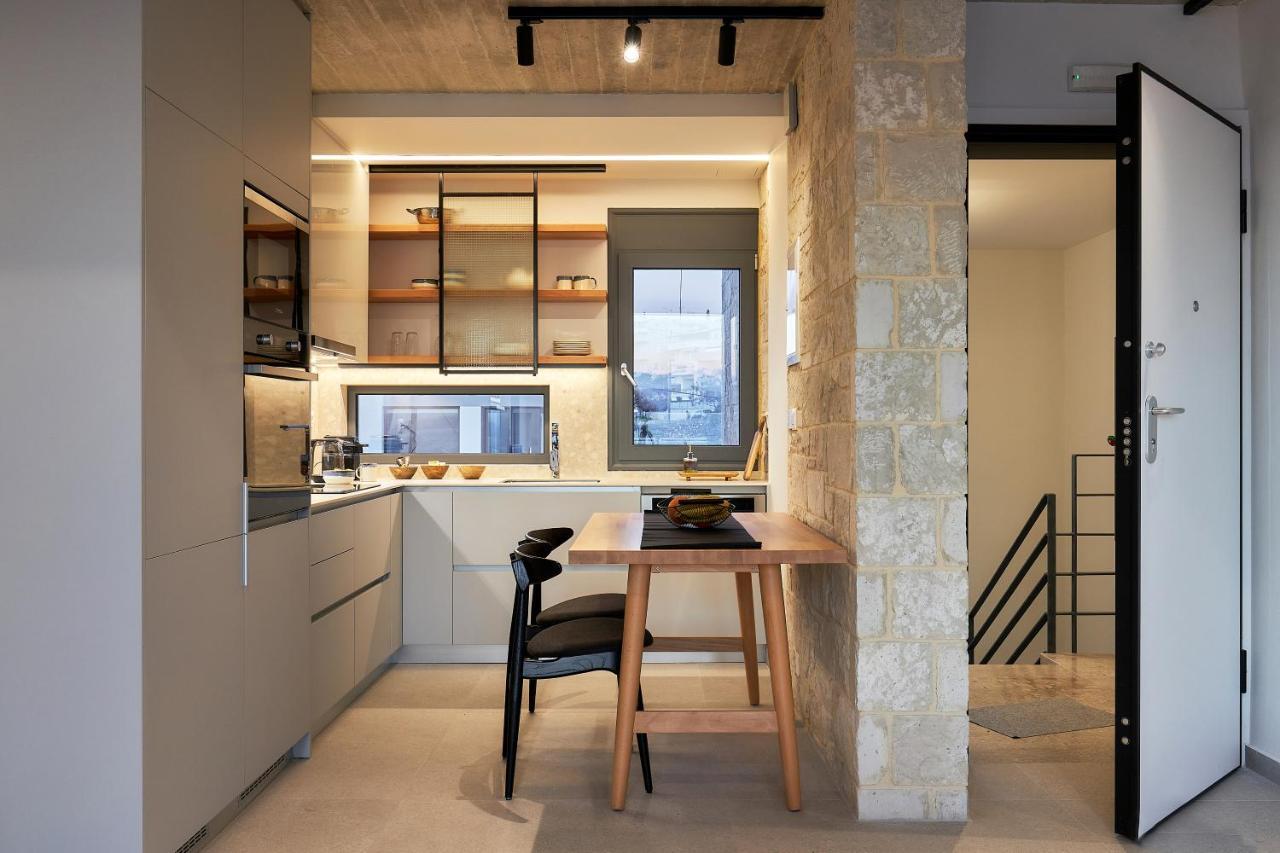 Pachnes Luxury - Heated Pool, Sea View Apartment Kounoupidhianá